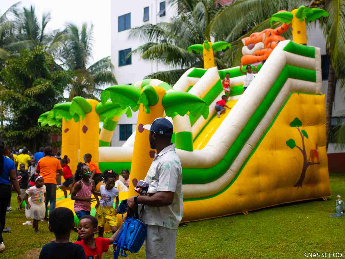 KNAS Extracurricular Image 3